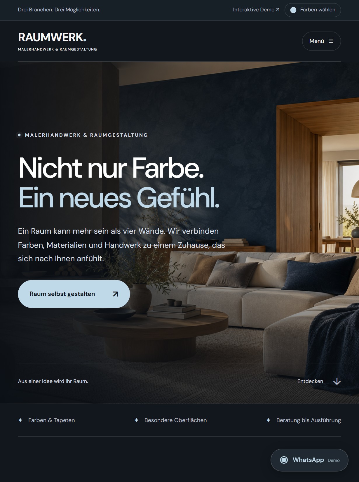 Die echte RAUMWERK-Website auf einem Tablet